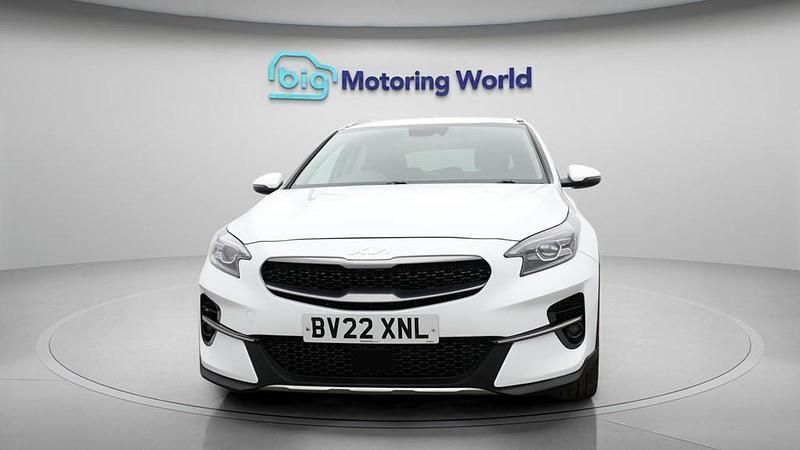 Used Kia XCeed 158 HP (116 kW) 2022 White SUV