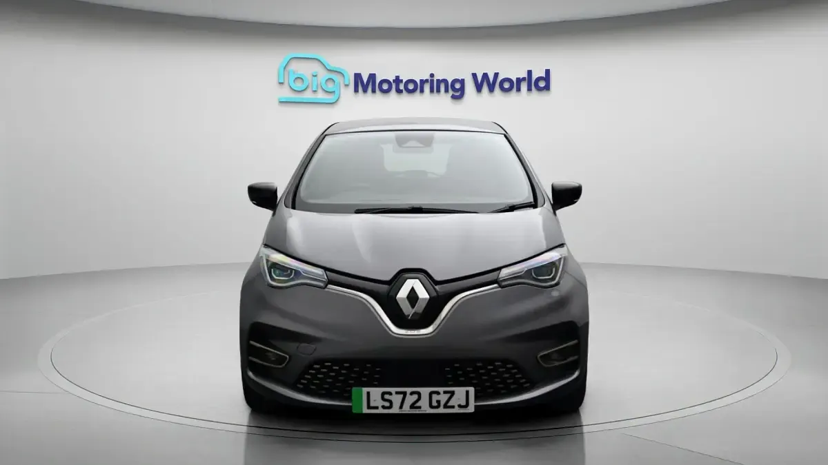 Used Renault Zoe Iconic 100 kW (136 HP) 2022 Grey Hatchback