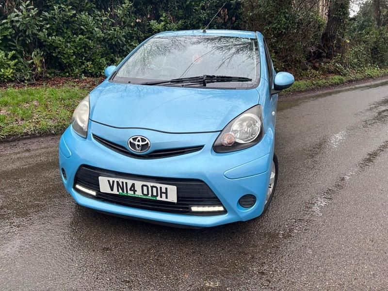 Used Toyota Aygo Style 2014 Blue Hatchback