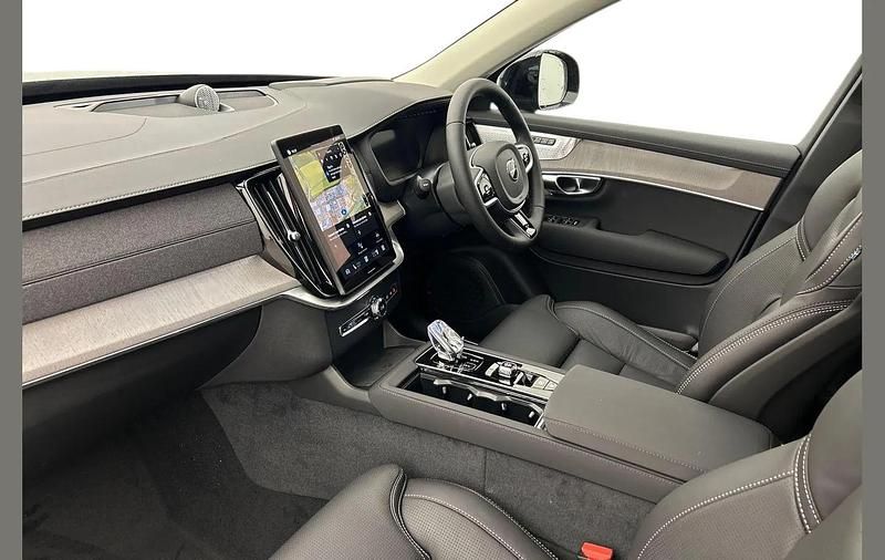 Used Volvo XC90 Ultra 449 HP (330 kW) 2025 Black SUV