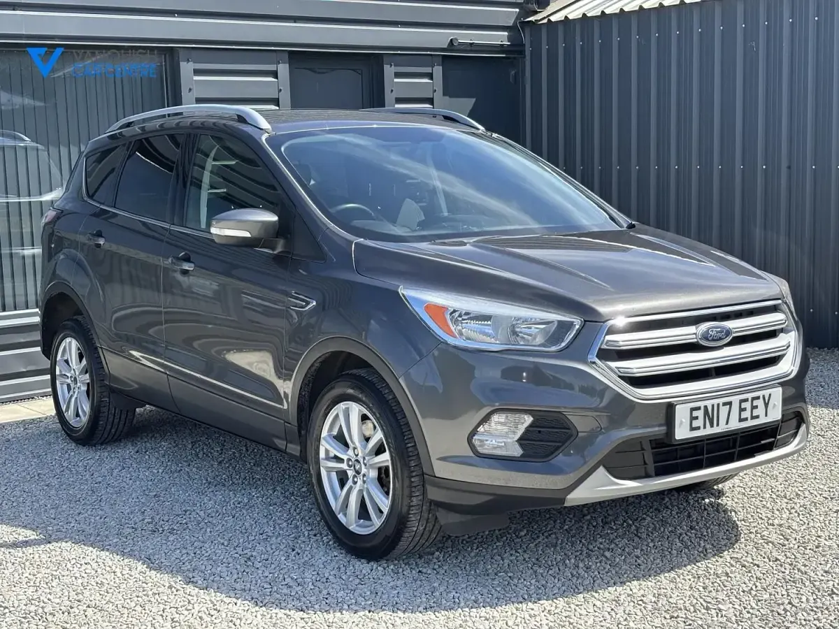 Used Ford Kuga Zetec 120 HP (88 kW) 2017 Grey SUV