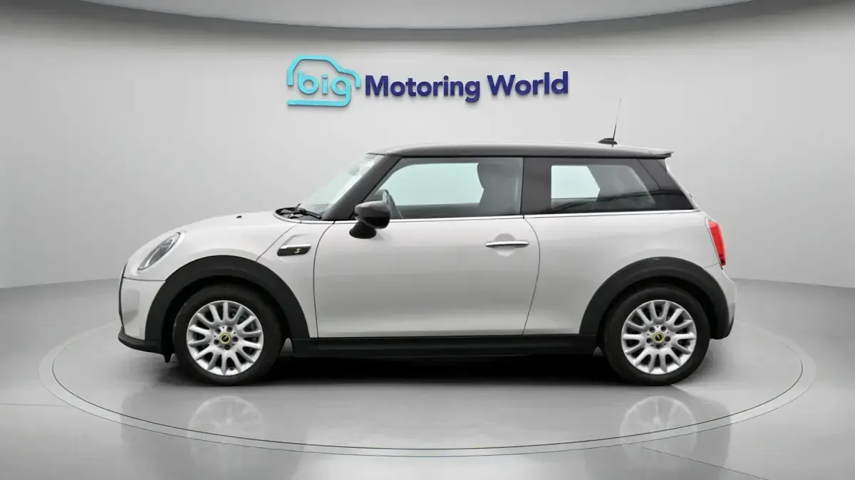 Used Mini Cooper SE Hatch 133 kW (181 HP) 2021 Hatchback