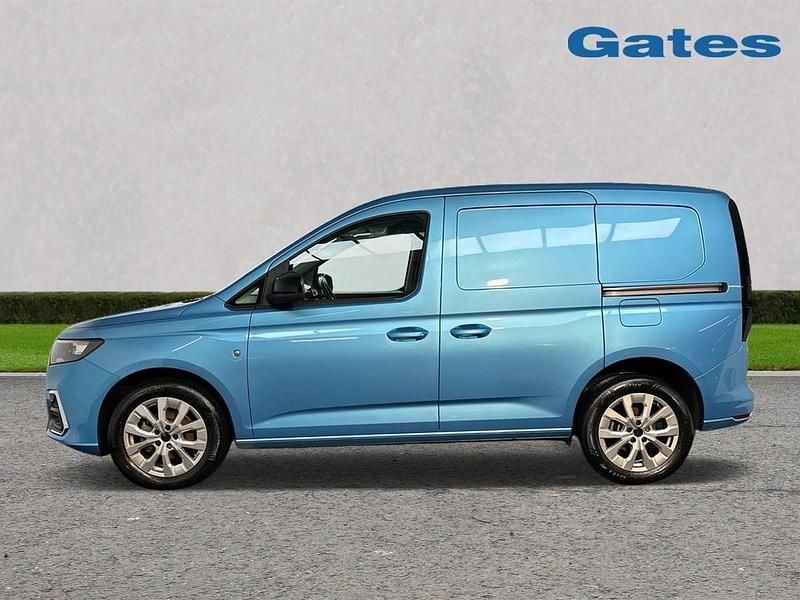 Used Ford Transit Connect Limited 102 HP (75 kW) 2024 Blue MPV