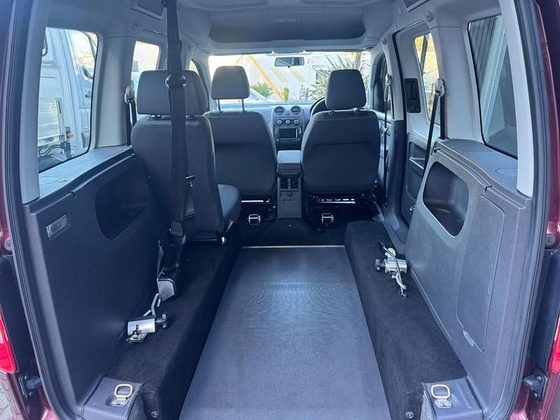 Used VW Caddy Life 2015 Red MPV