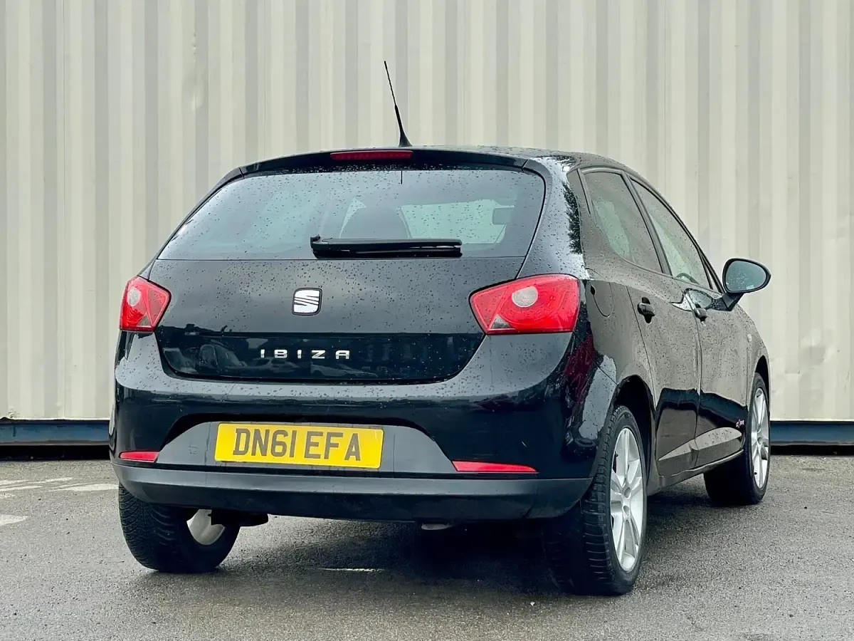Used Seat Ibiza Copa 85 HP (62 kW) 2011 Black Hatchback