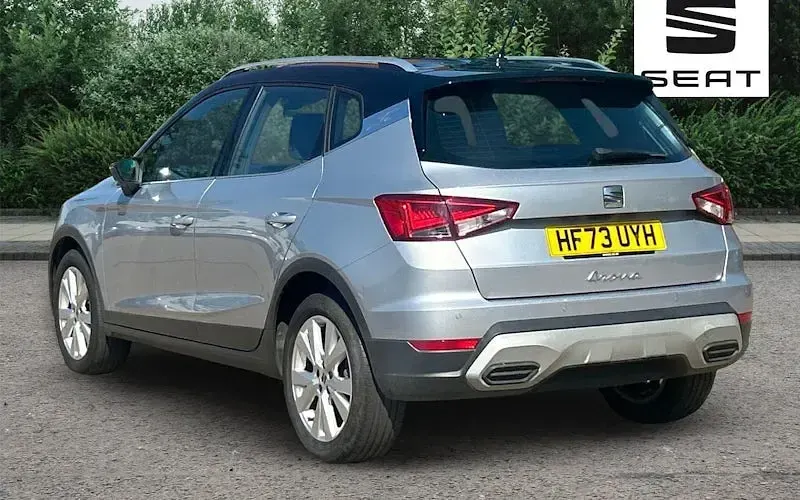 Used Seat Arona Xperience 110 HP (80 kW) 2023 Silver SUV