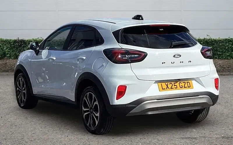 Used Ford Puma Titanium 125 HP (91 kW) 2025 White SUV