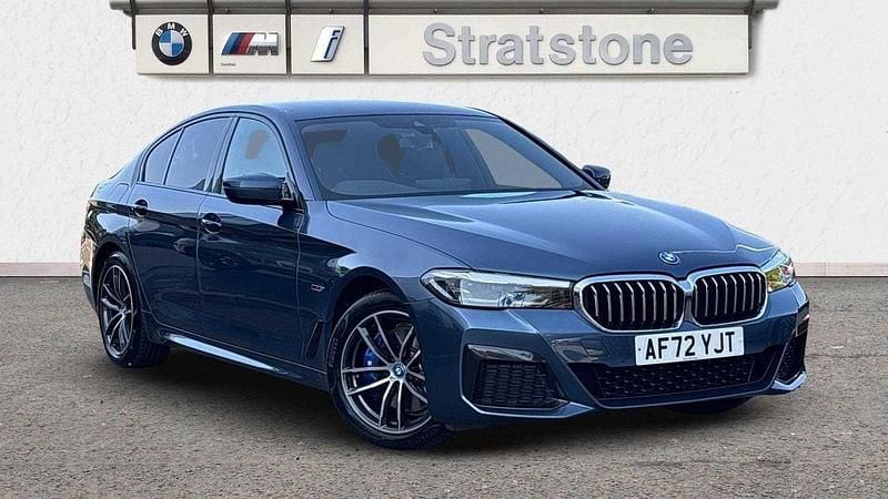 Blue Used 2022 BMW 530e M Sport | £26,250 (Fair price) - Image 1/3