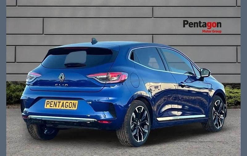 New Renault Clio V Techno 88 HP (64 kW) 2026 Blue Hatchback