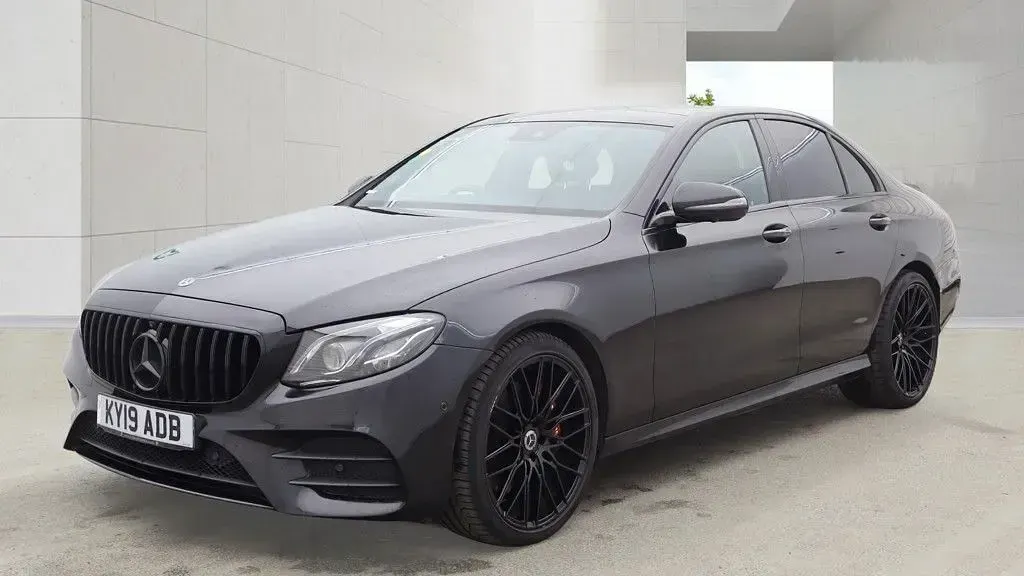 Used Mercedes E400 AMG line 340 HP (250 kW) 2019 Black Sedan