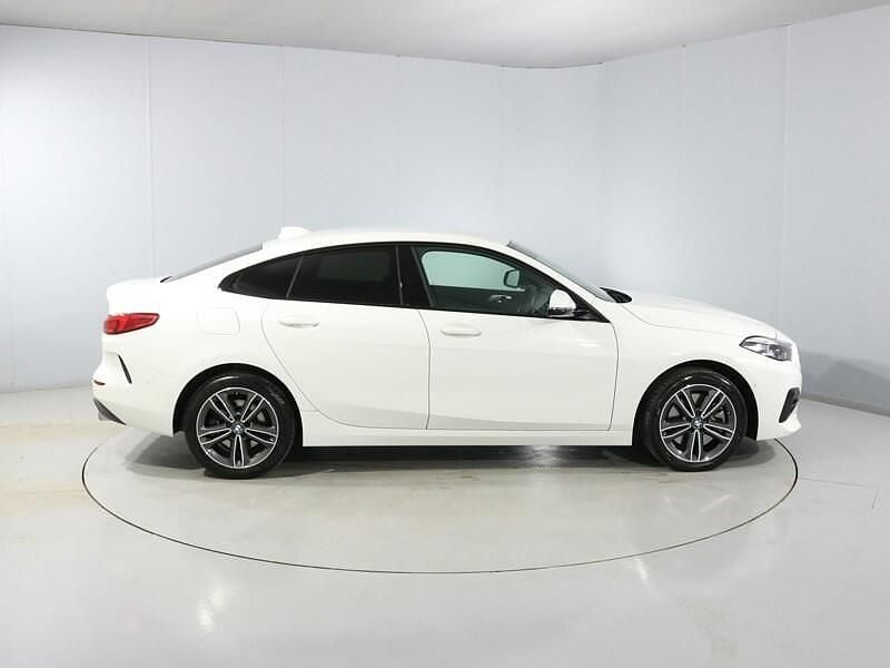 Used BMW 220 Sport Line 190 HP (139 kW) 2021 White Coupe