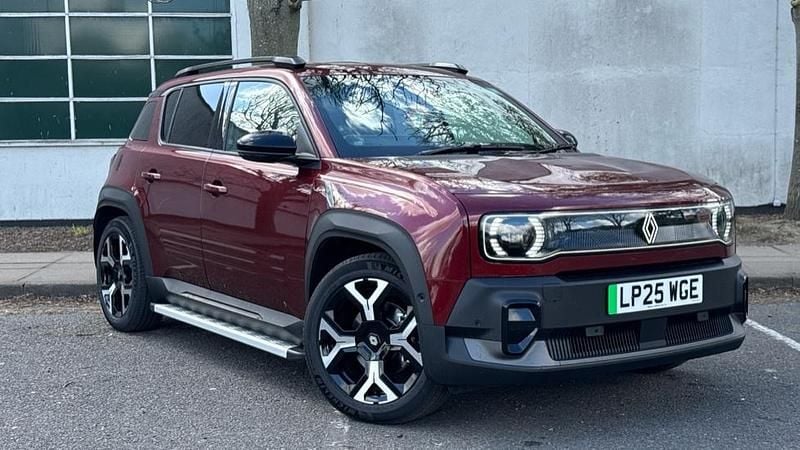 New Renault R4 Komfort 110 kW (150 HP) 2025 Metallic  carmin red  Estate