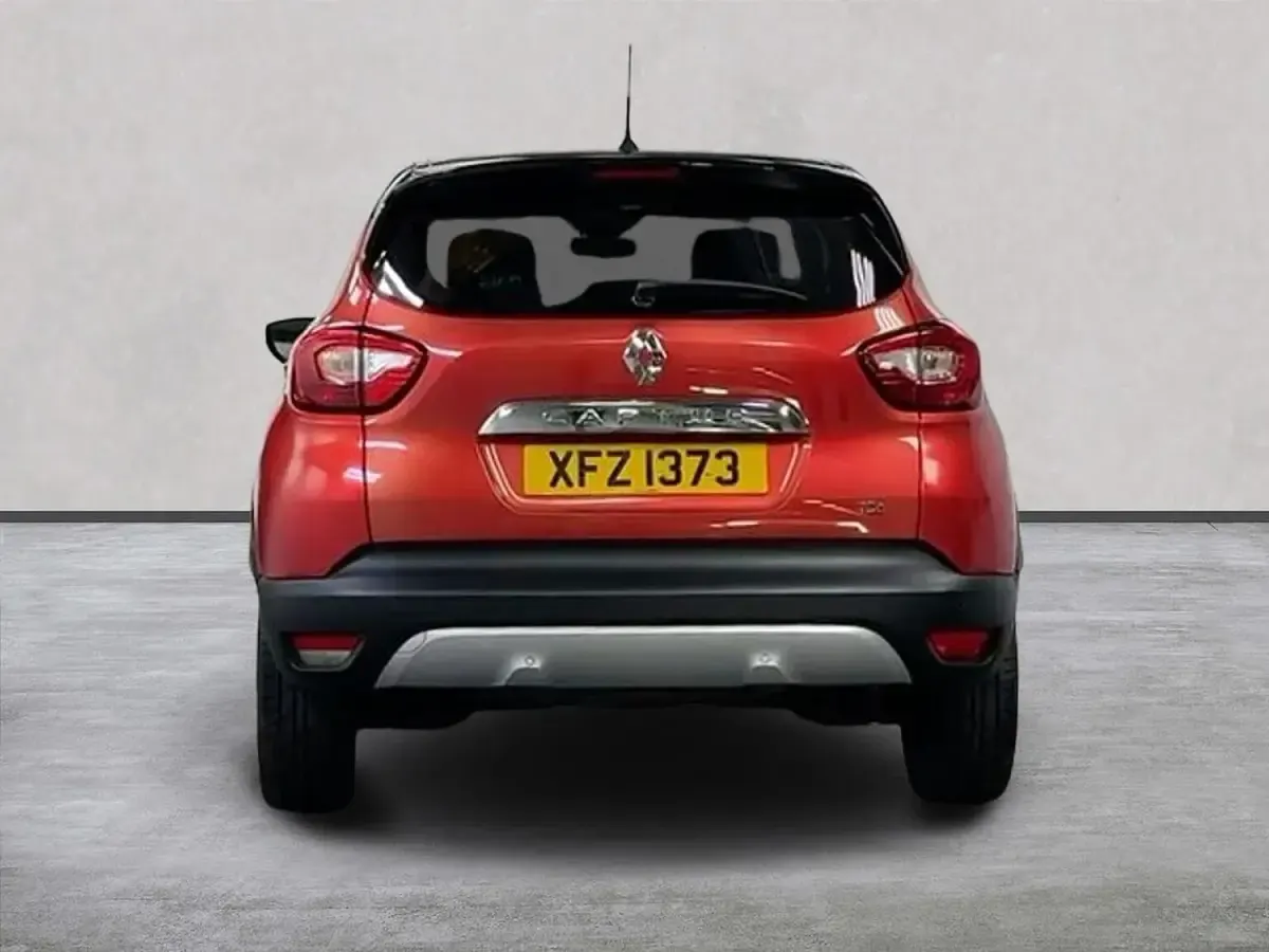 Gebraucht Renault Captur Signature 90 PS (66 kW) 2015 Rot SUV