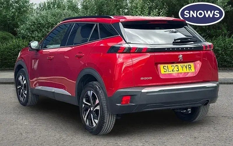 Used Peugeot 2008 Allure+ 101 HP (74 kW) 2023 Red SUV
