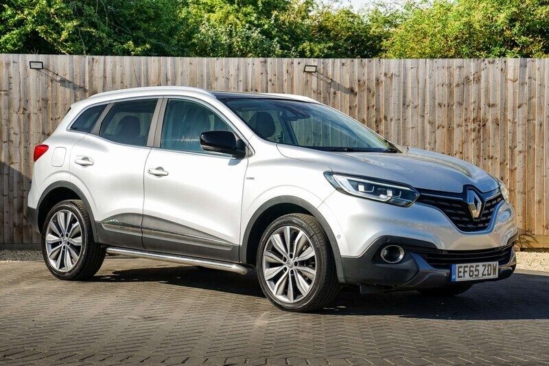 Silver Used 2015 Renault Kadjar Signature SUV | £7,995 (Fair price) - Image 1/4