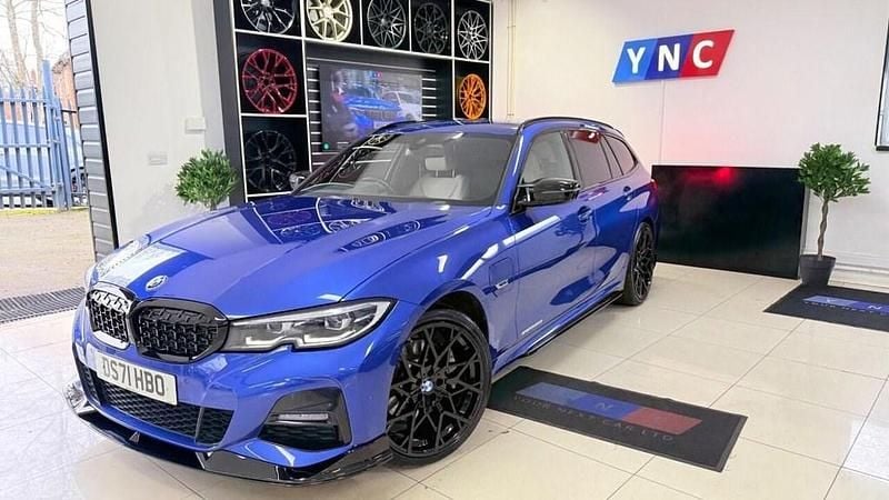 Used BMW 330e M Sport 288 HP (211 kW) 2022 Blue Estate