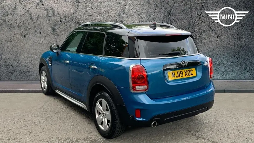 Używany Mini Cooper Countryman Classic 136 KM (100 kW) 2019 Niebieski SUV