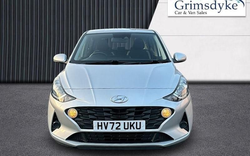 Used Hyundai i10 SE 67 HP (49 kW) 2022 Grey Hatchback