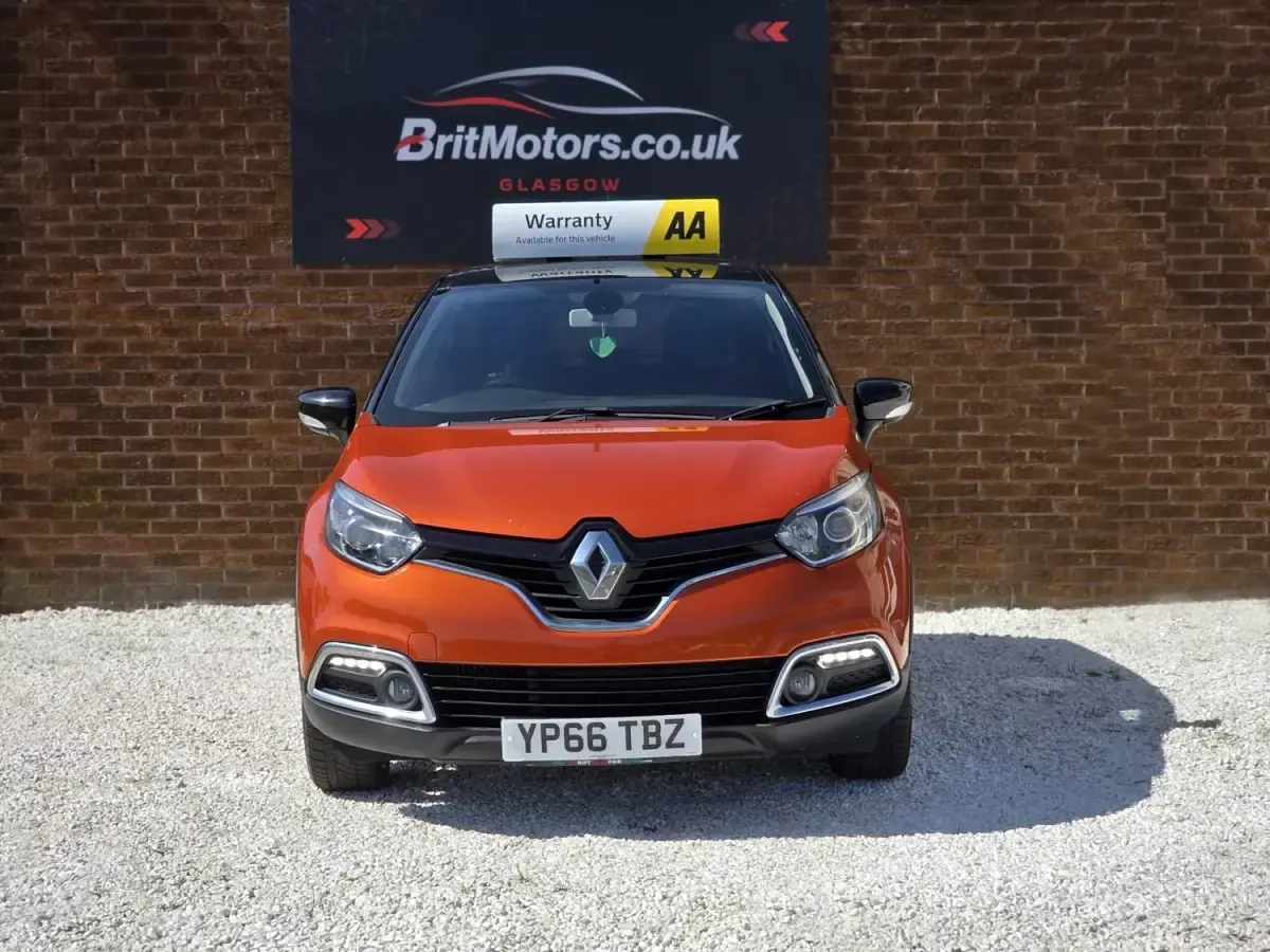 Usado Renault Captur Dynamique 90 HP (66 kW) 2016 Laranja SUV