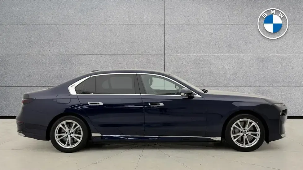 Usado BMW i7 Comfort Edition 394 kW (537 CV) 2024 Azul Berlina