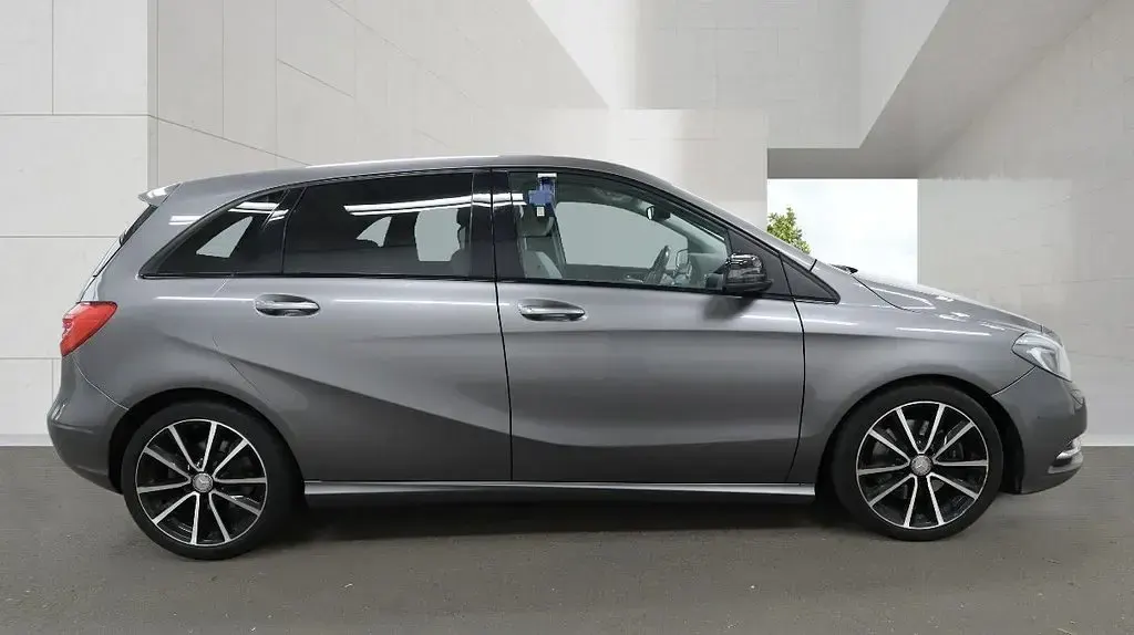 Used Mercedes B220 2015 Grey Hatchback