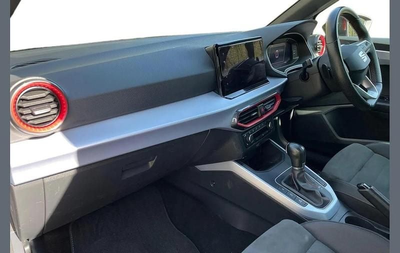 Used Seat Arona FR Sport 108 HP (79 kW) 2023 Grey SUV