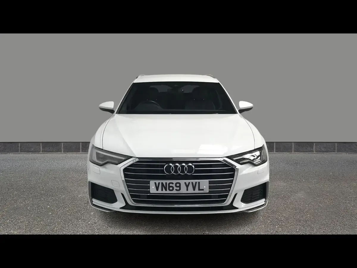 Usado Audi A6 S-Line 2019 Blanco Familiar