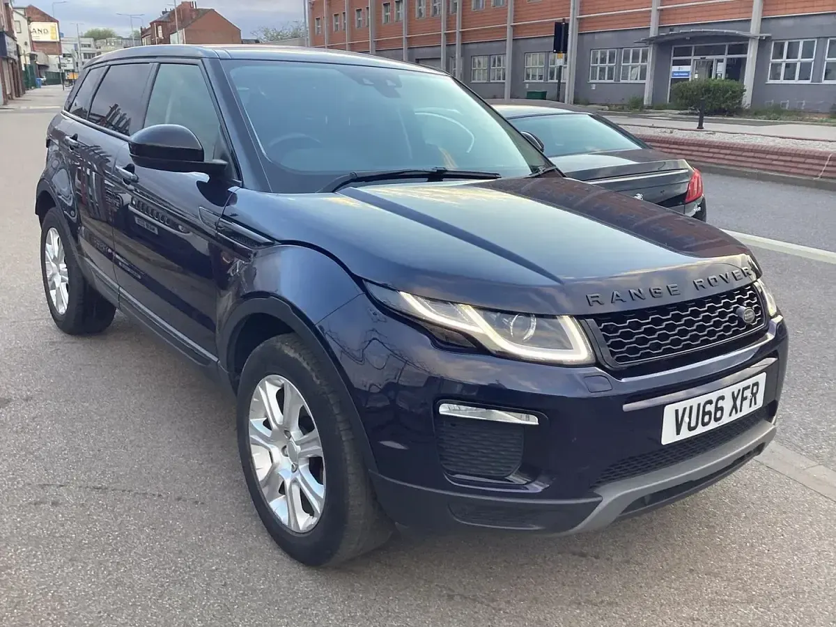 Używany Land Rover Range Rover evoque SE 150 KM (110 kW) 2016 Niebieski Kombi