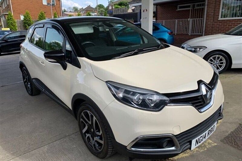 Cream black Used 2014 Renault Captur Dynamique SUV | £3,995 (Fair price) - Image 1/1