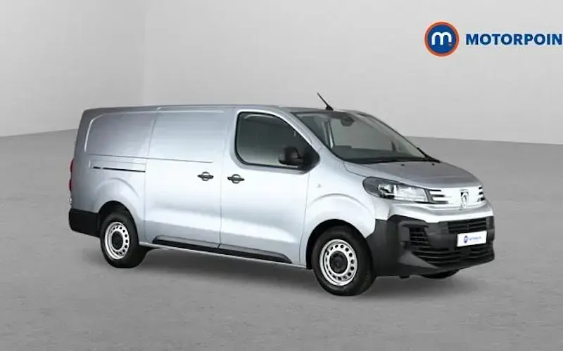 Used Peugeot Expert 145 HP (106 kW) 2025 Van