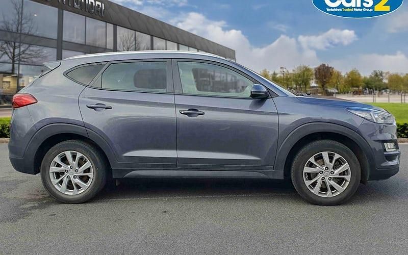 Used Hyundai Tucson SE 132 HP (97 kW) 2020 Grey SUV