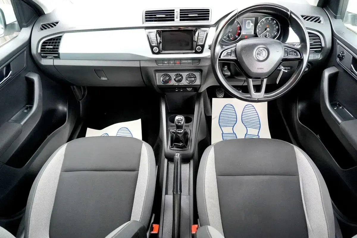 Used Skoda Fabia SE 2016 White Hatchback