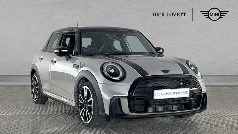 Grey Used 2024 Mini Cooper Hatch Hatchback | £24,222 (A bit pricey) - Image 1/4