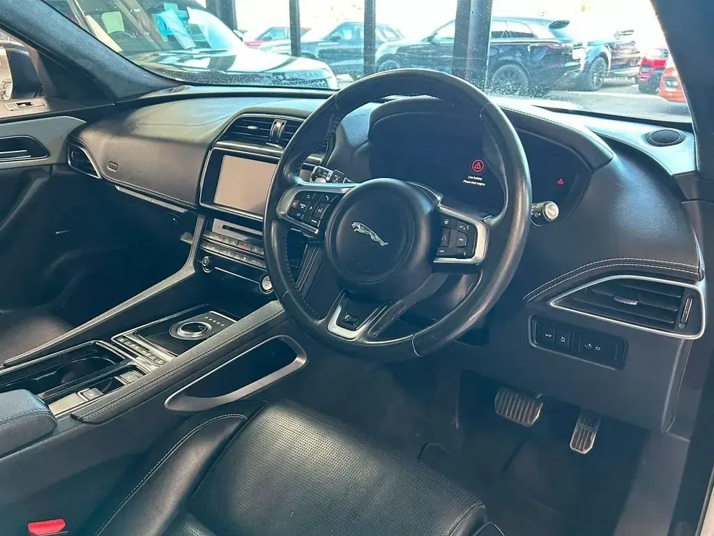 Used Jaguar F-Pace S 300 HP (220 kW) 2018 Silver SUV