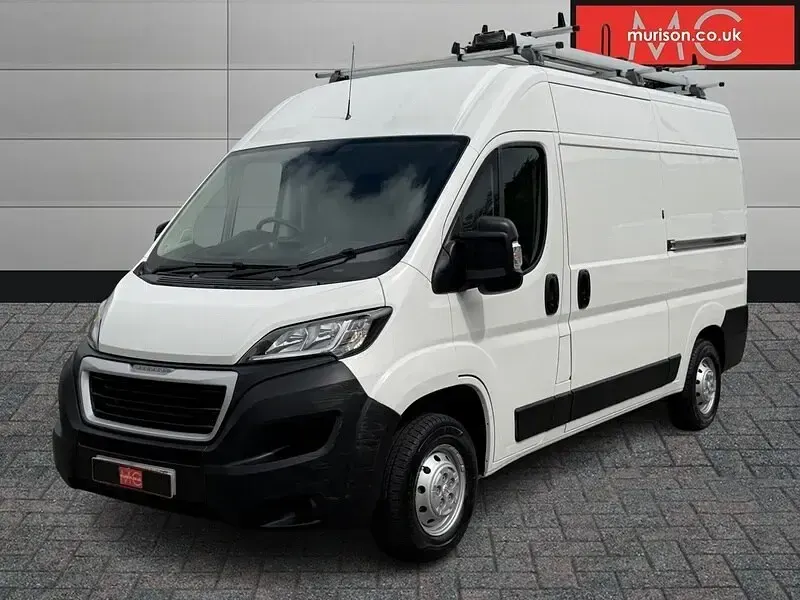 Used Peugeot Boxer 140 HP (102 kW) 2020 White Van