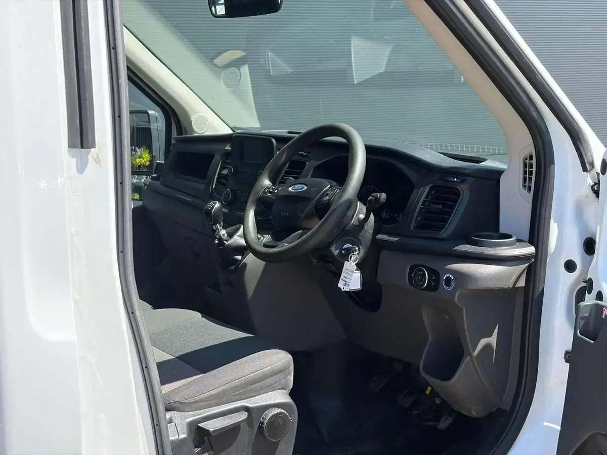Used Ford Transit S 130 HP (95 kW) 2022 White Van