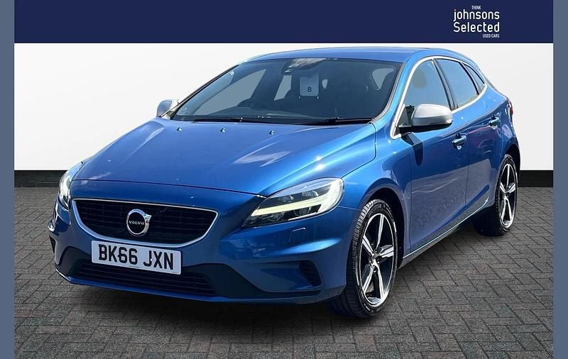 Usado Volvo V40 R-Design 117 CV (86 kW) 2016 Azul Utilitario
