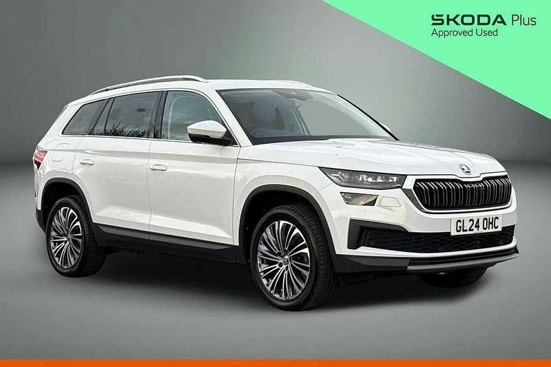 Moon white metallic Used 2024 Skoda Kodiaq SE L Executive SUV | £28,500 (Fair price) - Image 1/4