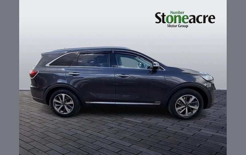 Used Kia Sorento 200 HP (147 kW) 2018 Grey SUV