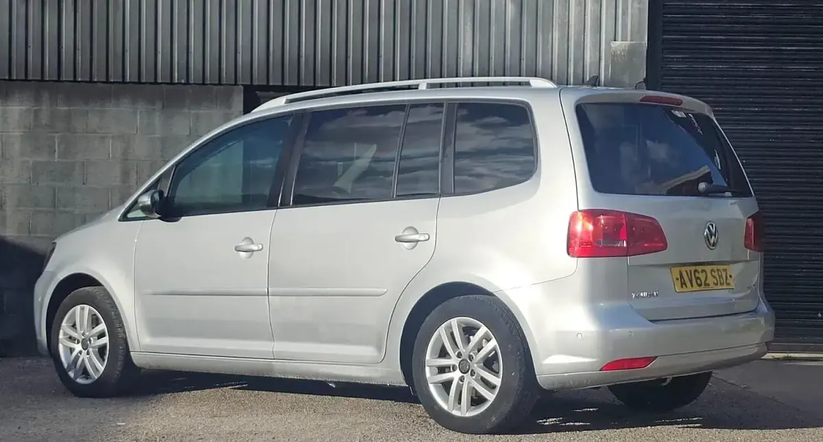 Used VW Touran SE 138 HP (101 kW) 2012 Silver MPV