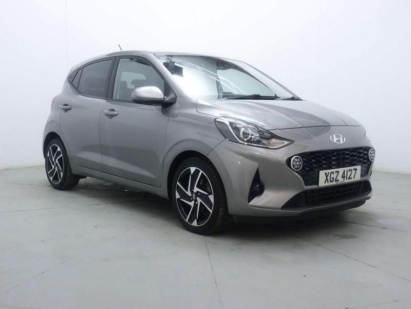 Bronze Used 2022 Hyundai i10 Premium Hatchback | £14,200 (Fair price) - Image 1/1