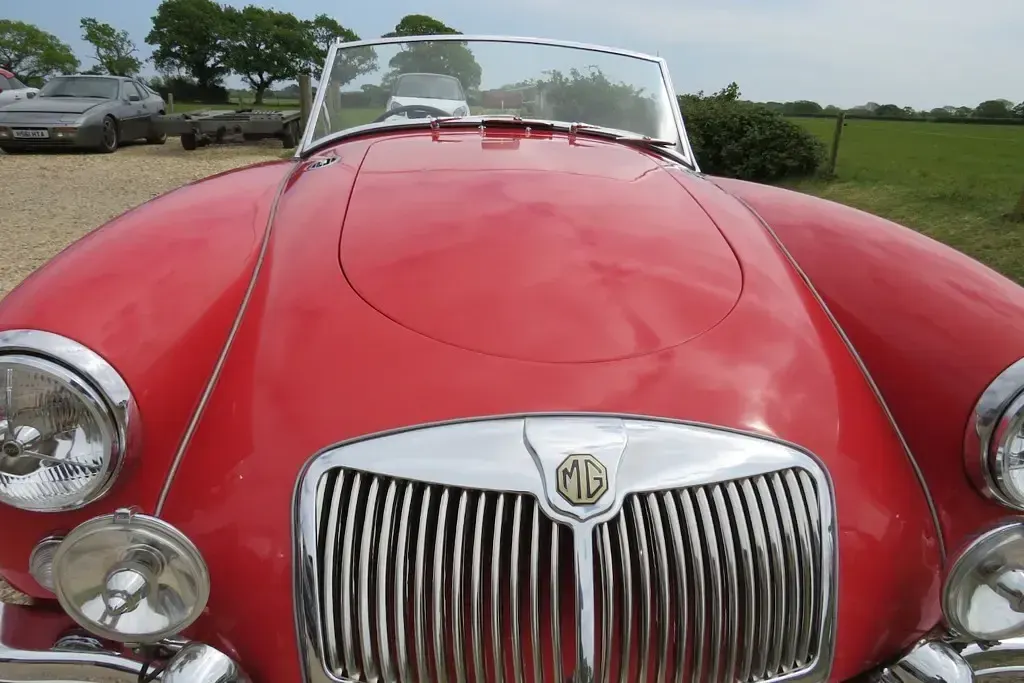 Used MG MGA 2015 White Cabriolet