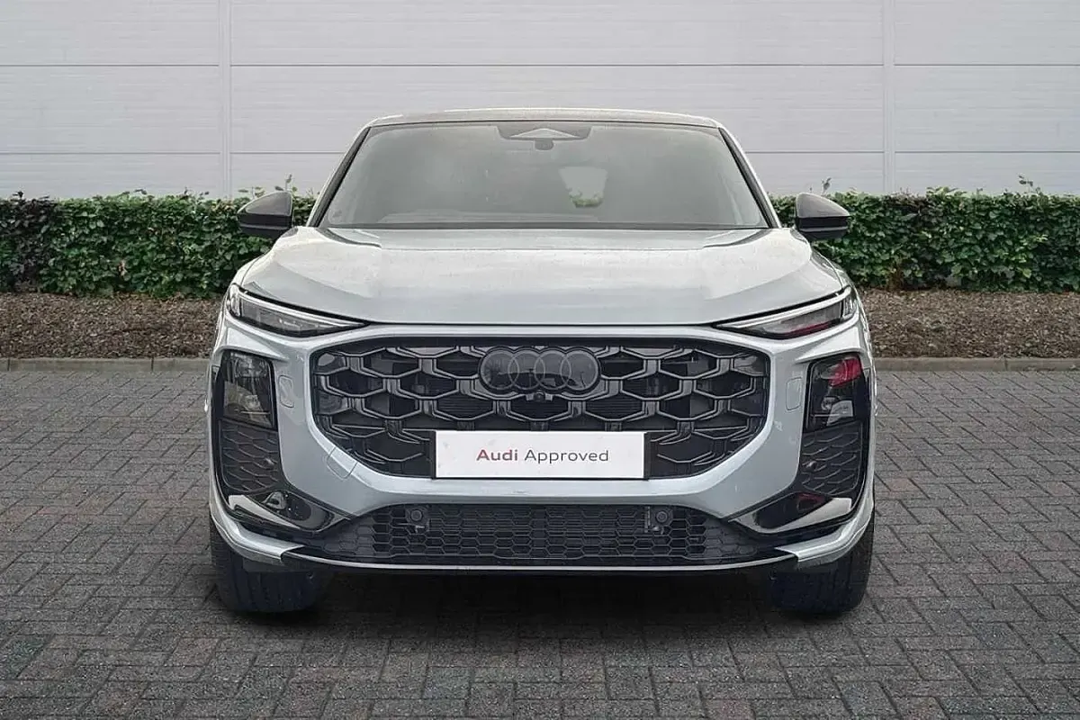 Używany Audi Q3 Design 2026 Szary SUV