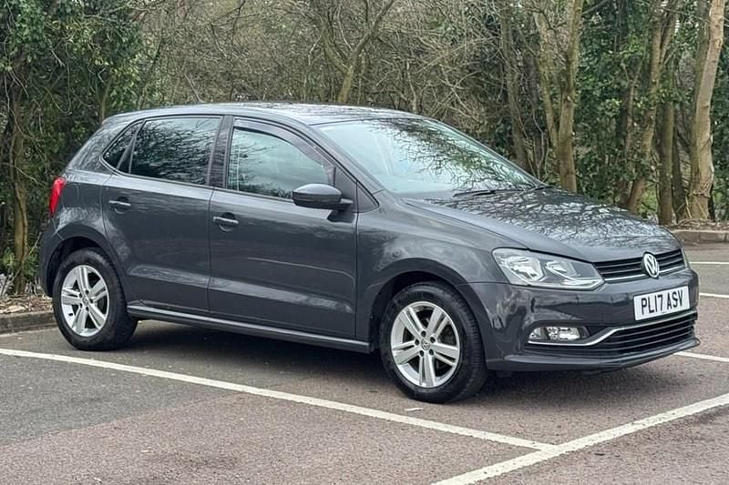 Used VW Polo Edition 90 HP (66 kW) 2017 Grey Hatchback