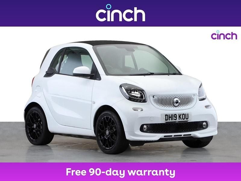 White Used 2019 Smart ForTwo Coupé Coupe | £9,249 (Fair price) - Image 1/3