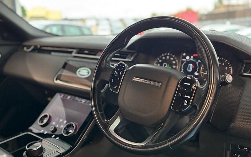 Used Land Rover Range Rover Velar R-Dynamic 249 HP (183 kW) 2022 SUV