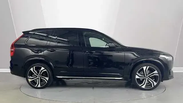 Used Volvo XC90 R-Design 247 HP (181 kW) 2021 Black SUV