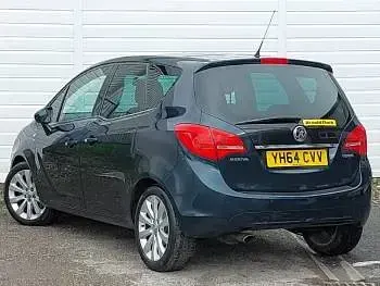 Used Vauxhall Meriva 140 HP (102 kW) 2014 Green MPV