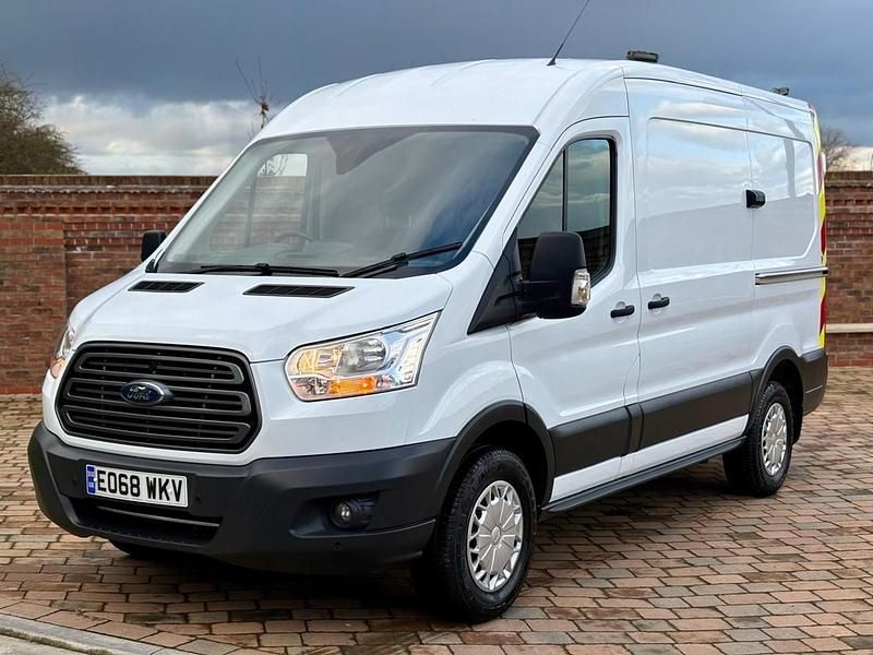 Używany Ford Transit 130 KM (95 kW) 2018 Biały Van