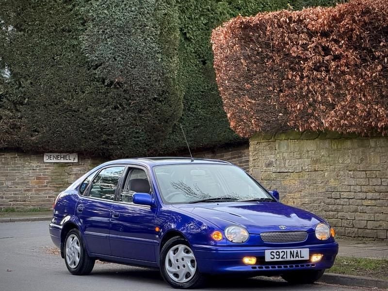 Used Toyota Corolla 110 HP (80 kW) 1998 Blue Hatchback